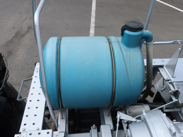 中古トラック UDトラックスコンクリートミキサー車 ＃8