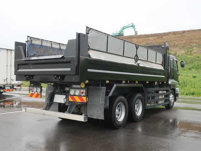 中古トラック いすゞロングダンプ ＃3