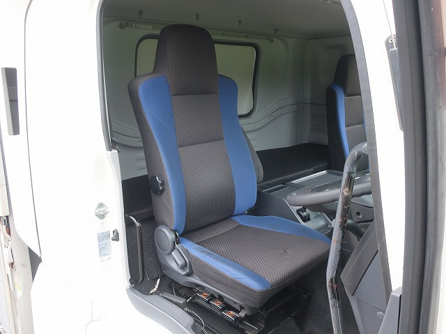 中古トラック いすゞアルミウィング ＃14