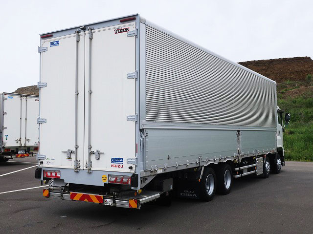 中古トラック いすゞアルミウィング ＃3