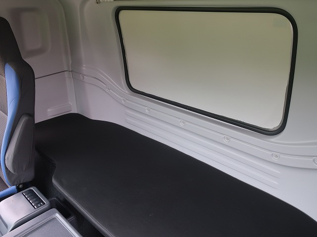 中古トラック いすゞアルミウィング ＃23