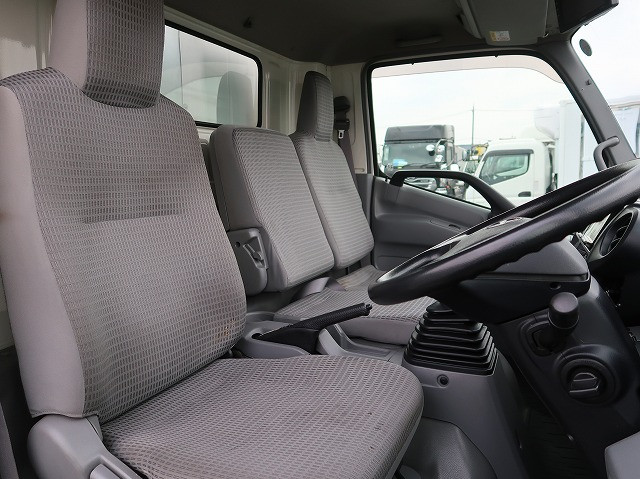 中古トラック 日野冷凍バン ＃13