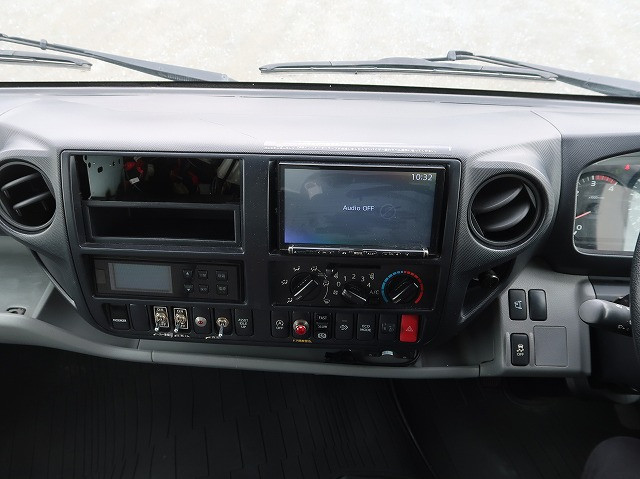 中古トラック 日野冷凍バン ＃15