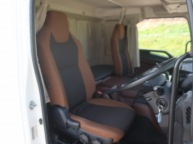 中古トラック 日野アルミウィング ＃13