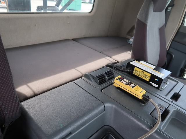 中古トラック 三菱ふそうアームロール ＃23