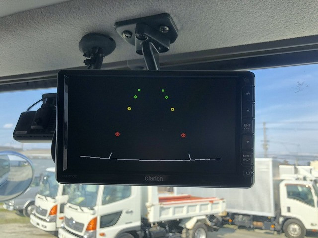 中古トラック UDトラックストラクタヘッド ＃19