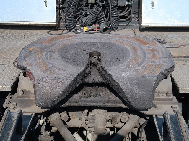 中古トラック UDトラックストラクタヘッド ＃5