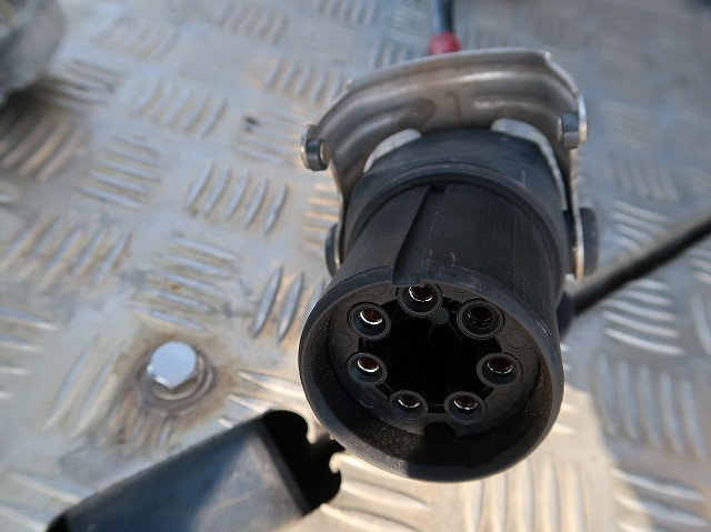 中古トラック UDトラックストラクタヘッド #8