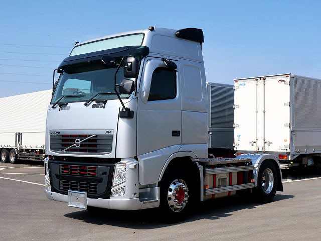 2014 Volvo FH tractor head, 5th wheel load 11.5t, 440 horsepower, high roof, aluminum wheels, ★Actual mileage on the meter: approx. 480,000km★