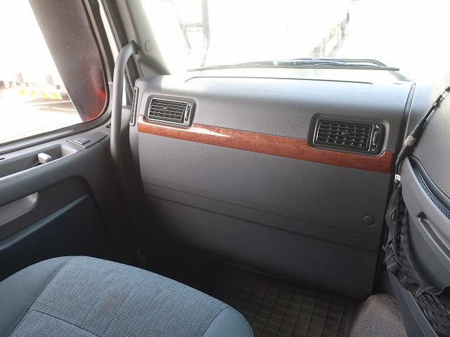 中古トラック ボルボトラクタヘッド ＃15