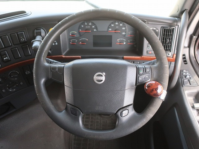 中古トラック ボルボトラクタヘッド ＃17