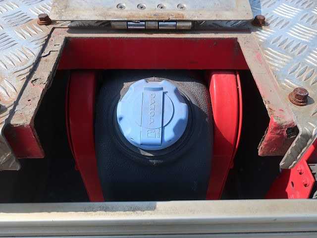 中古トラック ボルボトラクタヘッド ＃8