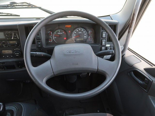 中古トラック いすゞ冷凍バン ＃14