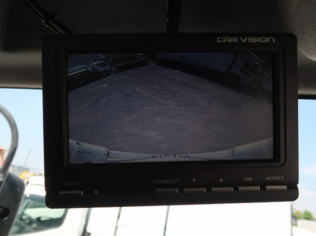 中古トラック いすゞ冷凍バン ＃19