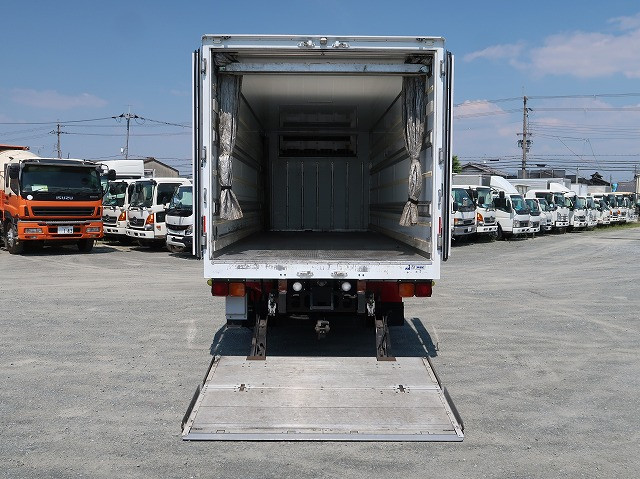 中古トラック いすゞ冷凍バン ＃5