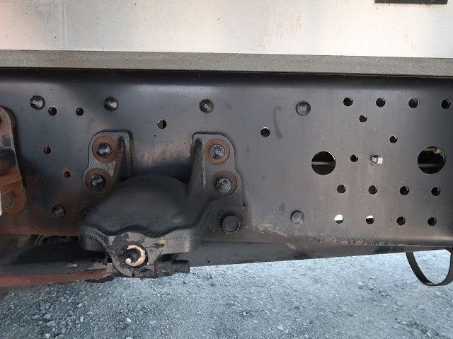 中古トラック いすゞ冷凍バン ＃9