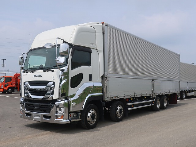 [Vehicles exclusively for lease rental] Reiwa 3 model Isuzu Giga, large aluminum wing, 4-axle low floor, high roof, retarder, aluminum wheels
