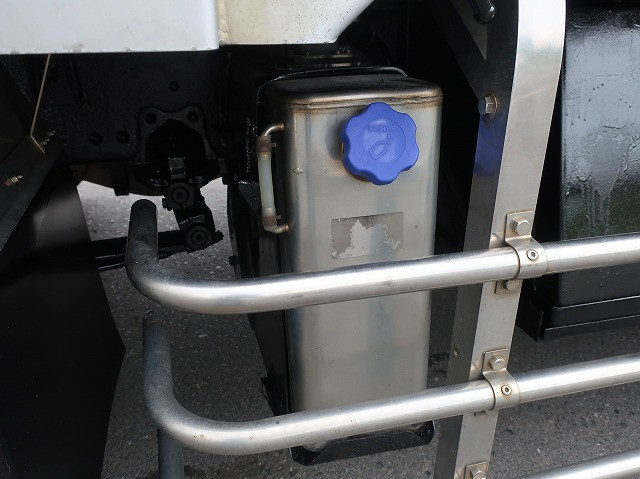 中古トラック 三菱ふそう平ボディアルミブロック ＃10