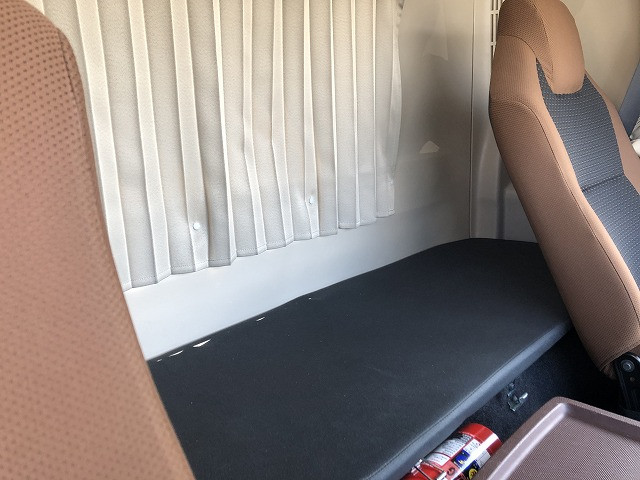 日野 レンジャー 中型アルミウィング