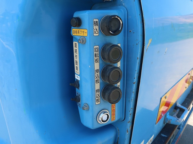 中古トラック 日野 レンジャー 中型パッカー車