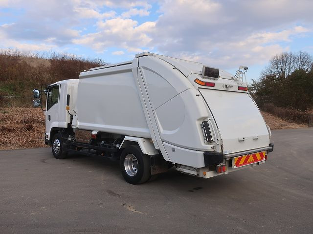 中古トラック いすゞ フォワード 増トンパッカー車