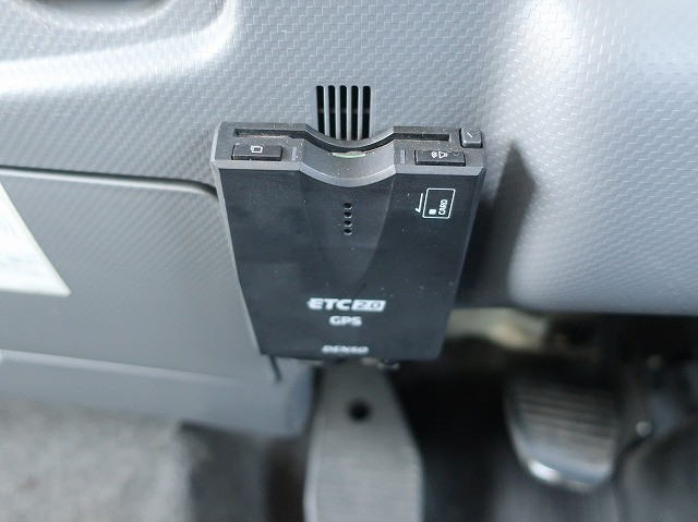 中古トラック いすゞ冷凍バン #18