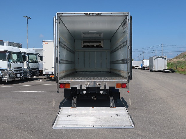 中古トラック いすゞ冷凍バン ＃5