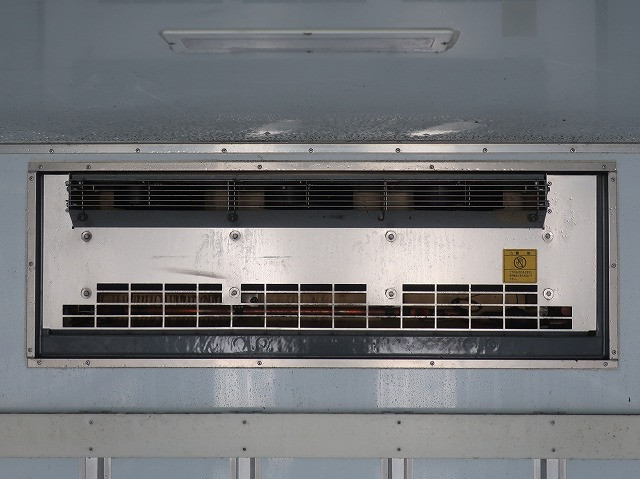 中古トラック いすゞ冷凍バン #6