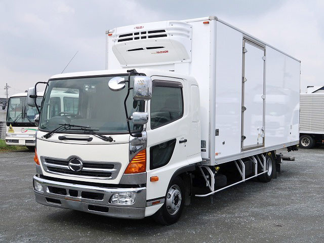 中古トラック 日野冷凍バン