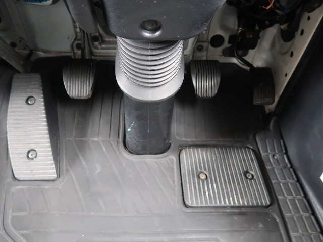 中古トラック 日野冷凍バン ＃23