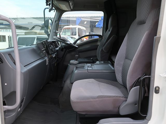 中古トラック いすゞアルミバン ＃22