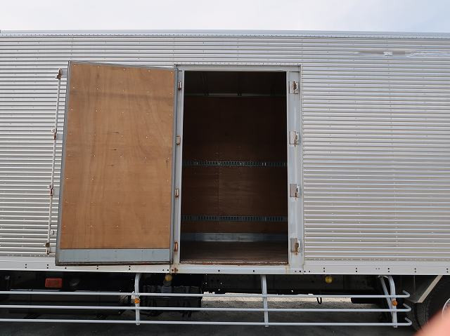 中古トラック いすゞアルミバン ＃6