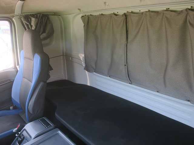 中古トラック いすゞアルミウィング ＃23