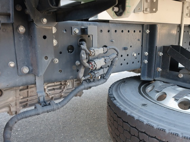 中古トラック いすゞアルミウィング #9