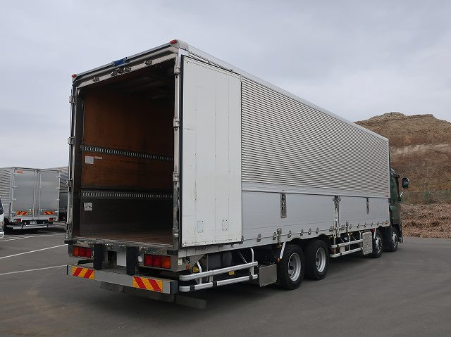 中古トラック いすゞアルミウィング ＃7