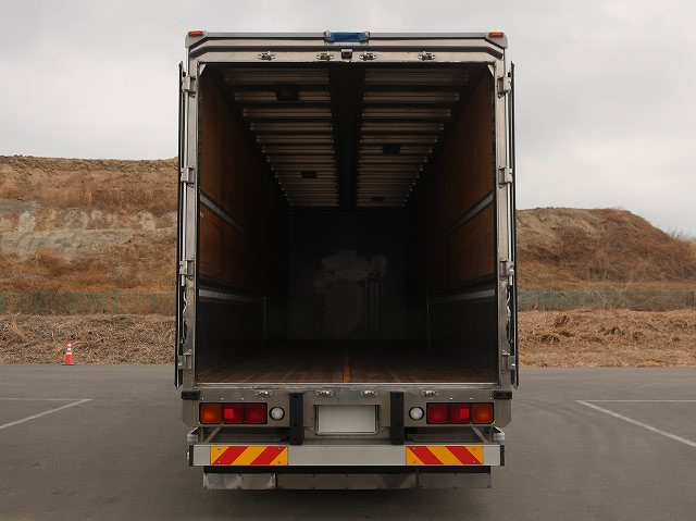 中古トラック いすゞアルミウィング ＃8