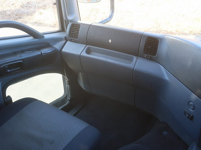 中古トラック 日野 プロフィア ヒアブクレーン付平ボディ