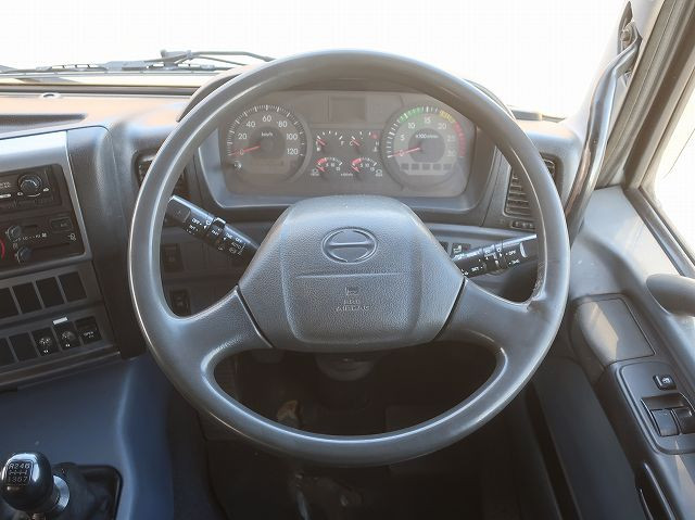 中古トラック 日野 プロフィア ヒアブクレーン付平ボディ