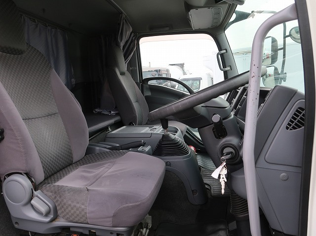 中古トラック いすゞアルミウィング ＃11