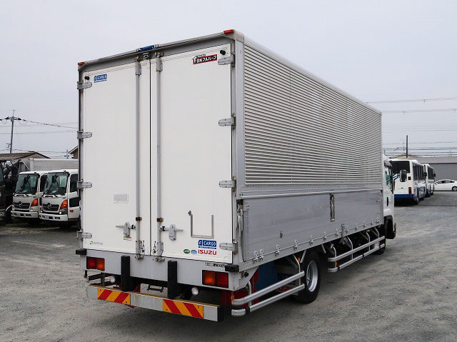 中古トラック いすゞアルミウィング ＃3