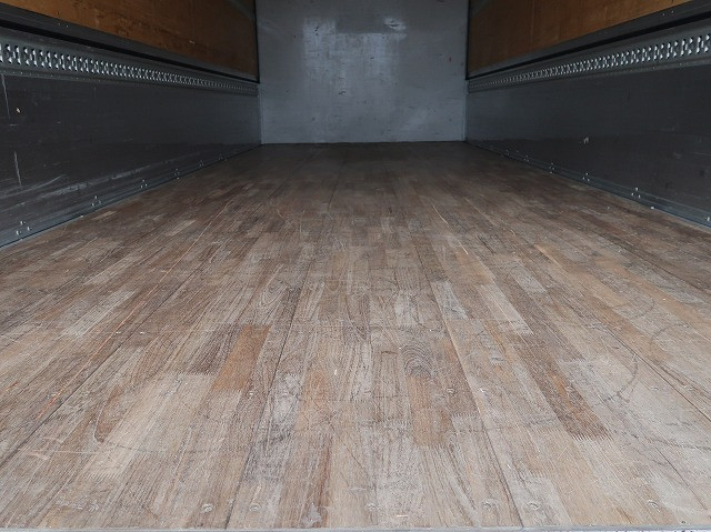 中古トラック いすゞアルミウィング ＃8