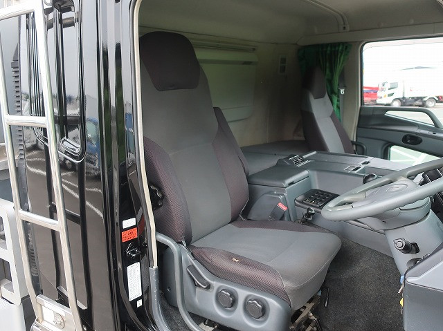 中古トラック 三菱ふそう平ボディアルミブロック ＃12