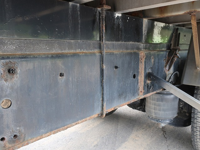 中古トラック いすゞ平ボディアルミブロック ＃9