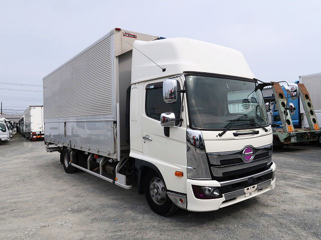 中古トラック 日野 レンジャー 中型アルミウィング
