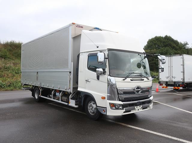 中古トラック 日野アルミウィング ＃2