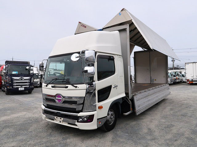 中古トラック 日野 レンジャー 中型アルミウィング