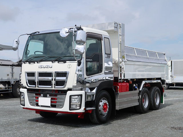 2014 model Isuzu Giga large dump truck, Kyokuto 5100 body, L-gate, 2 differentials, vehicle inspection valid until September 2015, actual mileage approx. 350,000 km,