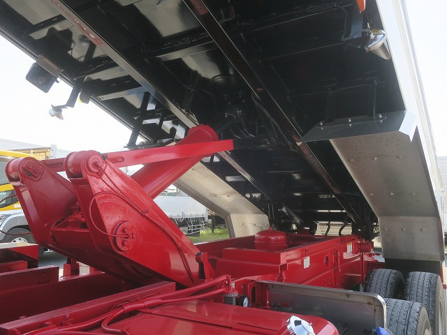 中古トラック いすゞダンプ ＃8