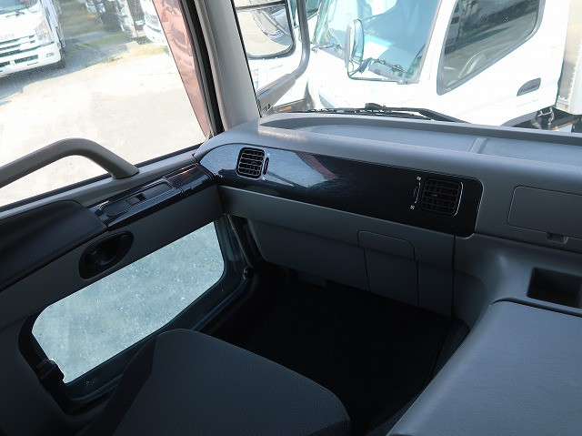 中古トラック 三菱ふそう平ボディアルミブロック ＃13