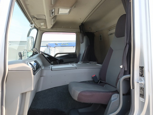 中古トラック 三菱ふそう平ボディアルミブロック ＃22